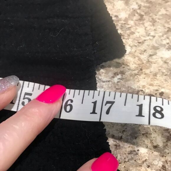 Candies Black Crewneck Pull On Sweater Small - Picture 10 of 13